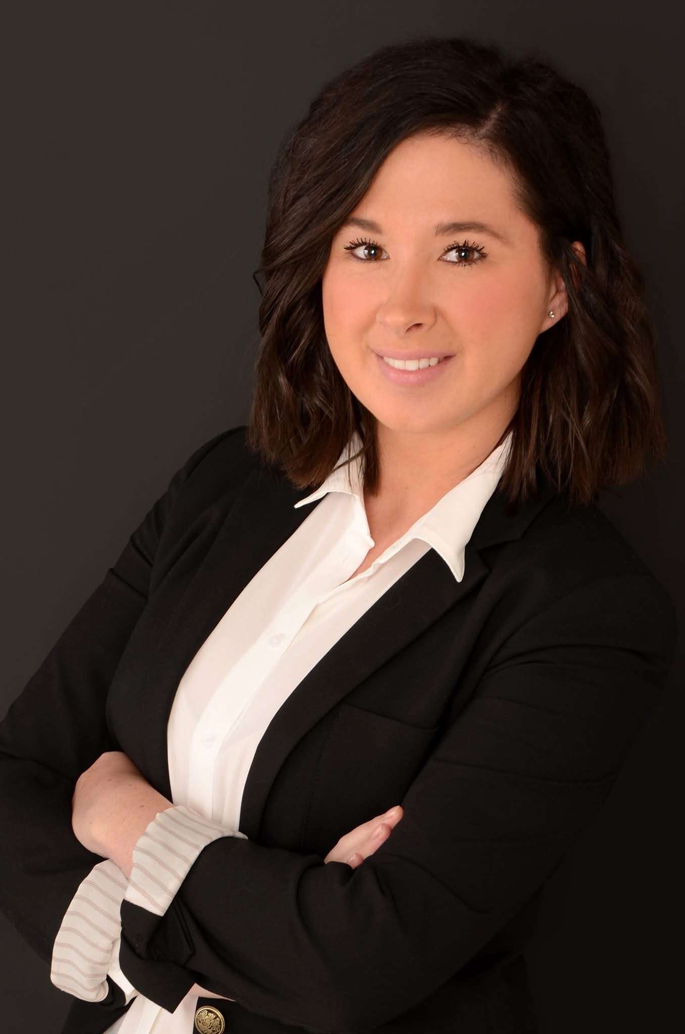Krystin Houston, Broker